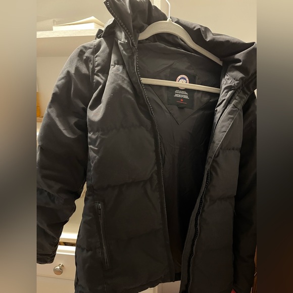 Black Canada goose size XS - Picture 1 of 6